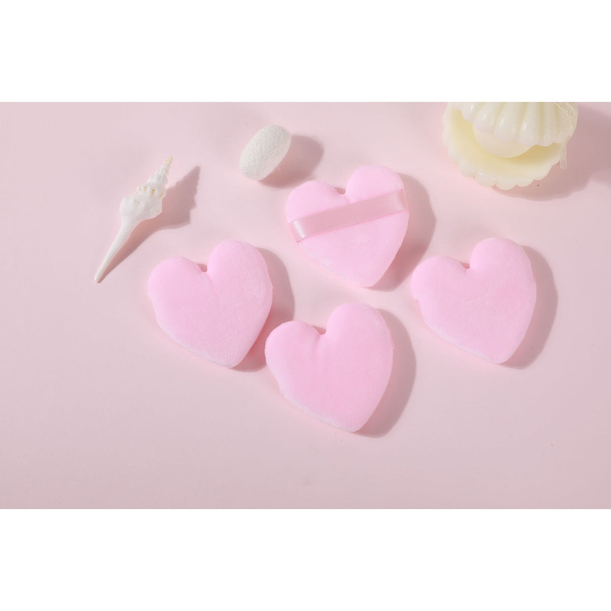 Set de borlas cosméticas con forma de corazón
