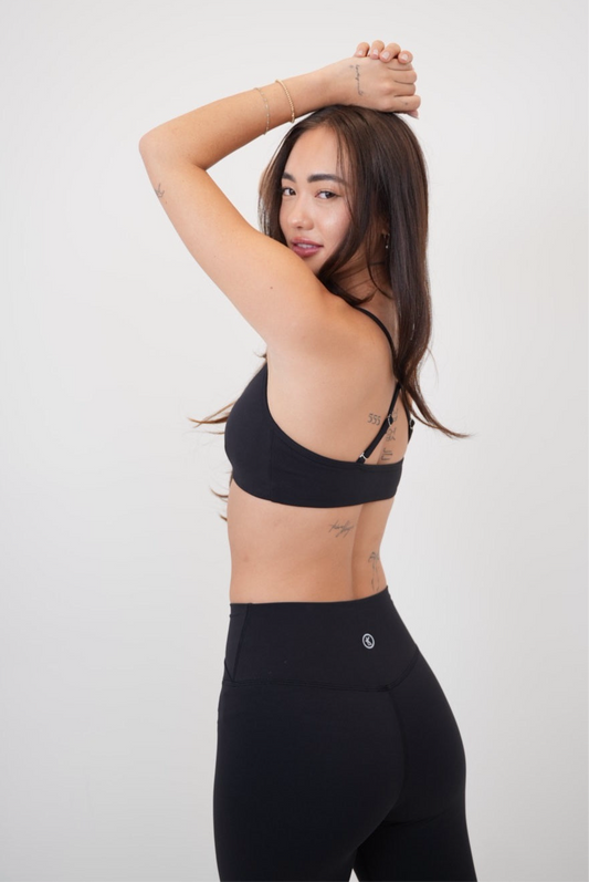 Leggings negros con cintura en V esculpida My Time Is Divine