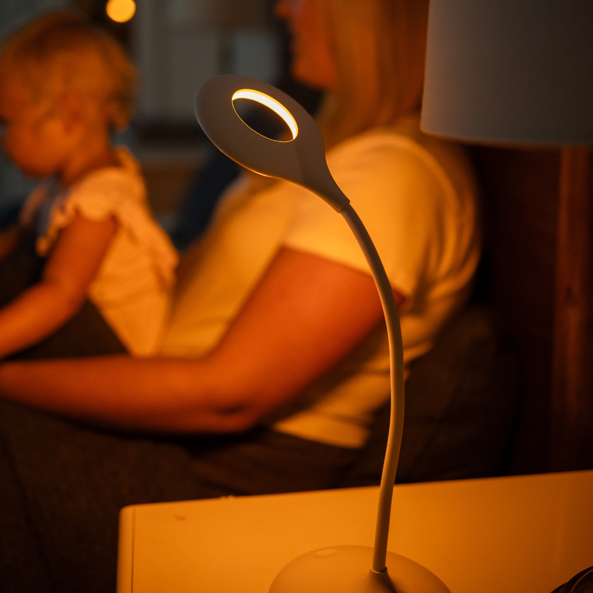 MoonNest - Lampe de table/de bureau/de chevet respectueuse du cycle circadien
