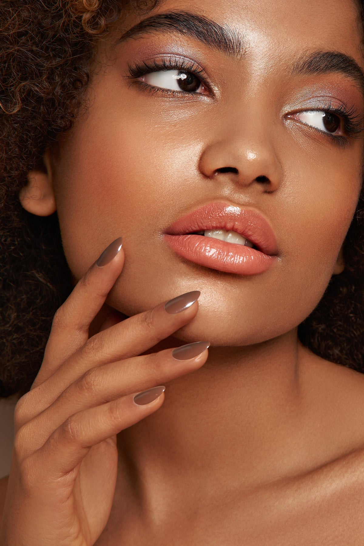 Brown Sugar Pop | Uñas postizas suaves y duraderas