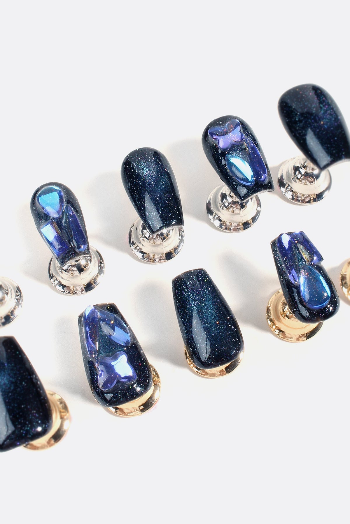 Polvo de estrellas de zafiro | Uñas de gel profesionales hechas a mano