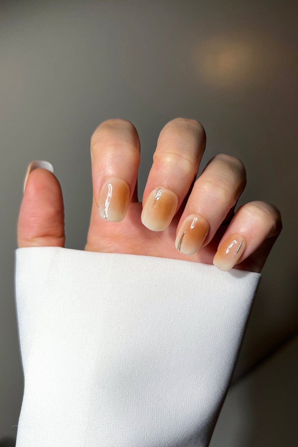 Solstice Grès | Ongles en Gel Faits Main Professionnels