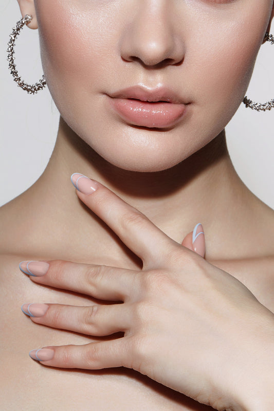 Media Luna Aciano | Uñas Postizas Suaves y Duraderas