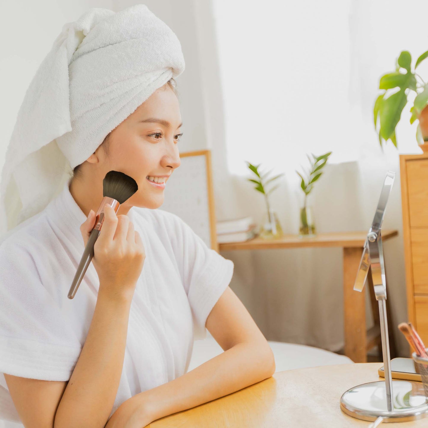 5 Pcs Studio Makeup Brush Set (Rose Gold)