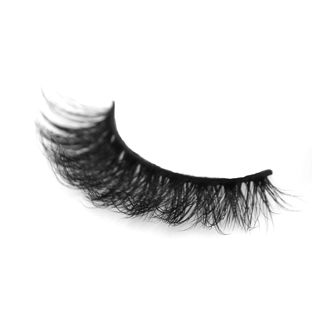 GladGirl False Lash Kit - Cat Eye Volume