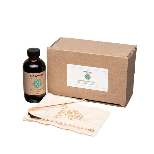 Rituel de soin buccal à la menthe | Bain de bouche ayurvédique à l'huile et nettoyage de la langue