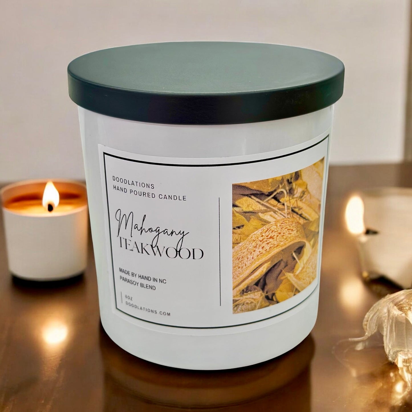 Doodlations Mahogany Teakwood Candle