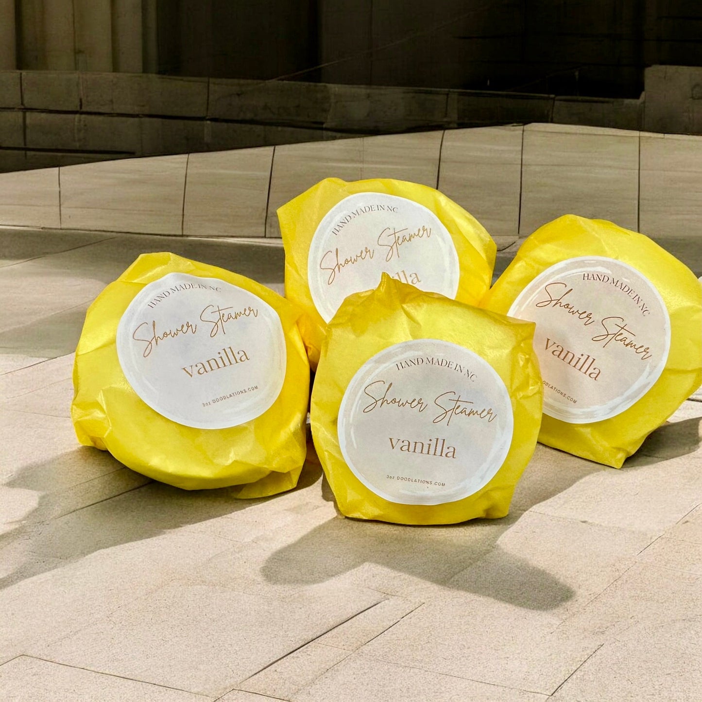 Warm Vanilla Sugar Shower Steamer (3oz)