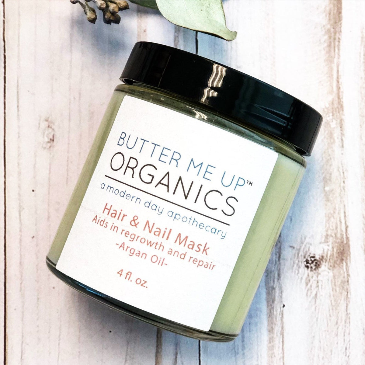 Mascarilla para cabello y uñas para un crecimiento del cabello largo y uñas sanas.