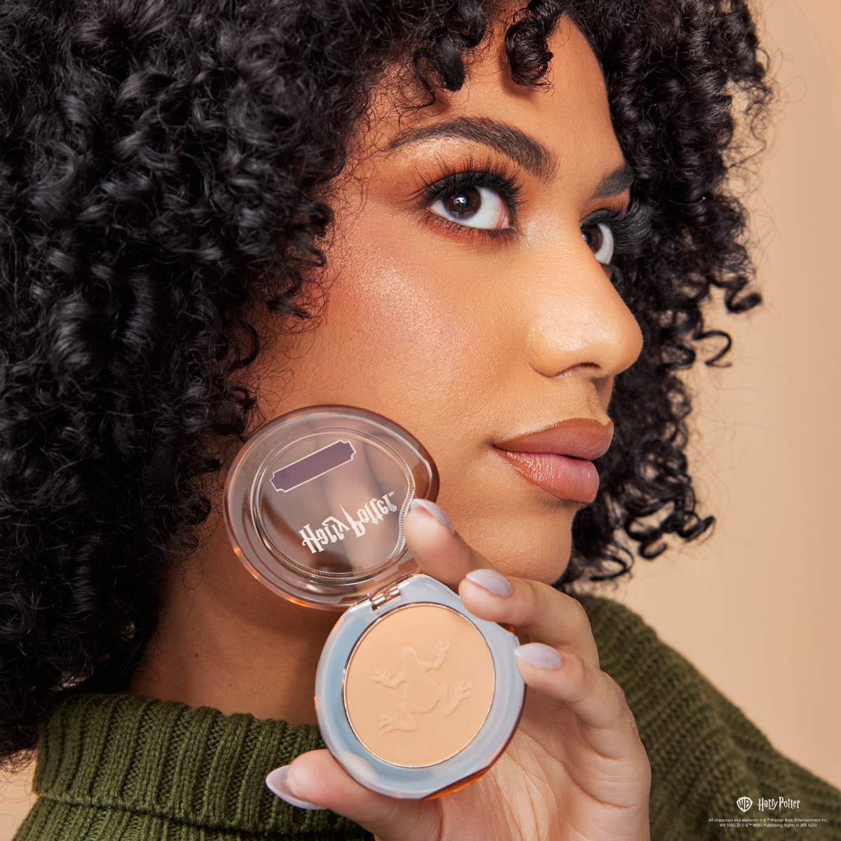 Harry Potter Holiday | Chocolate Frog™ Bronzer Powder