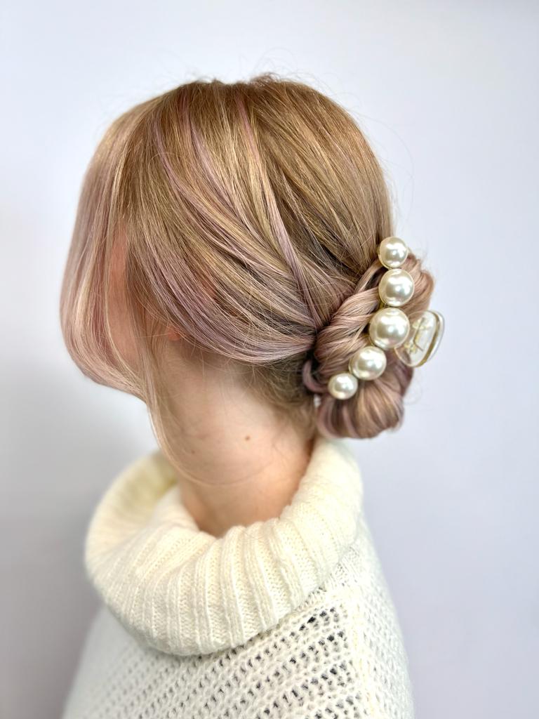 Rounded Pearl Claw Hair Clip