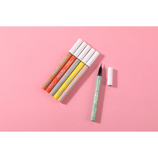 Metallic Liquid Eyeliner