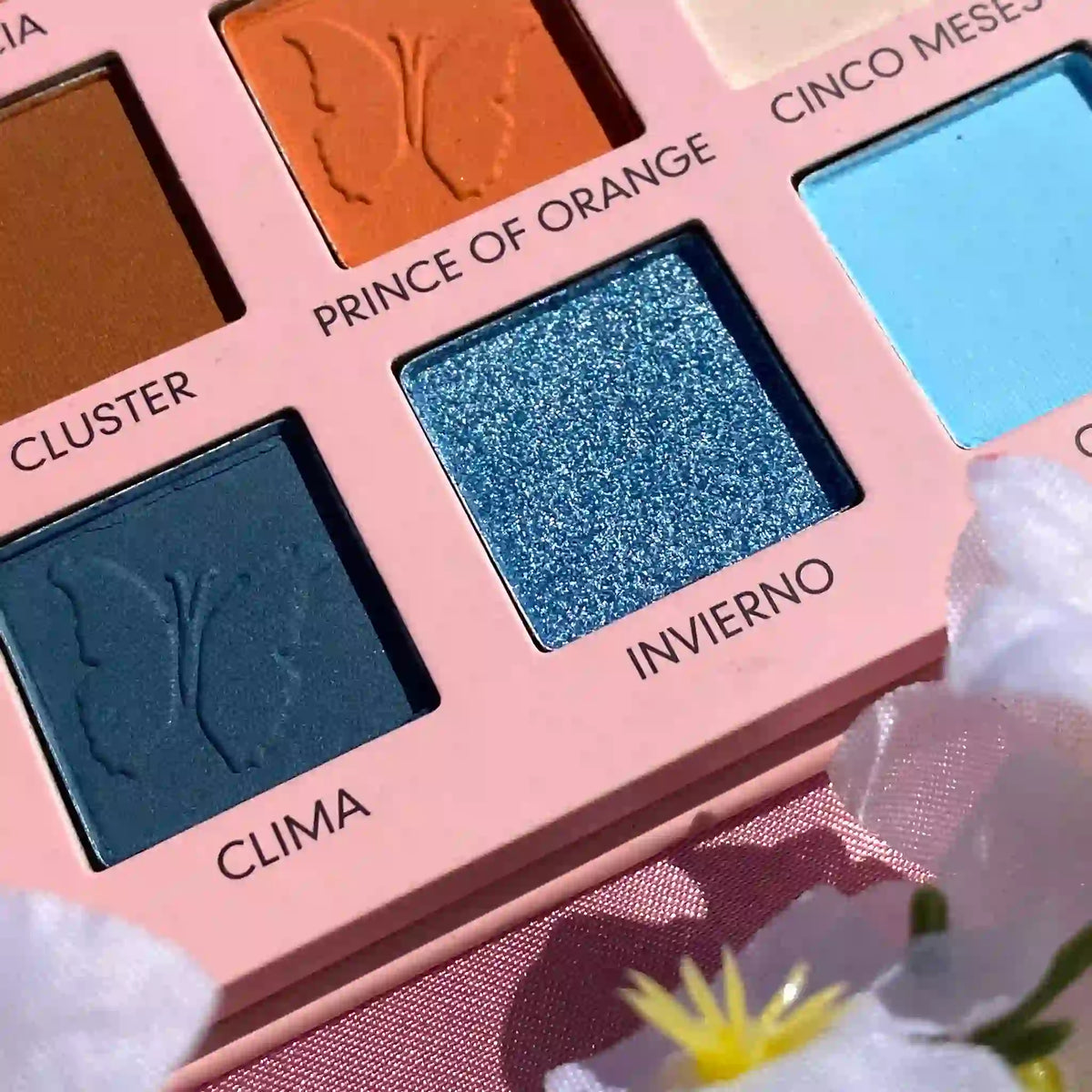 Monarka Eye Shadow Palette