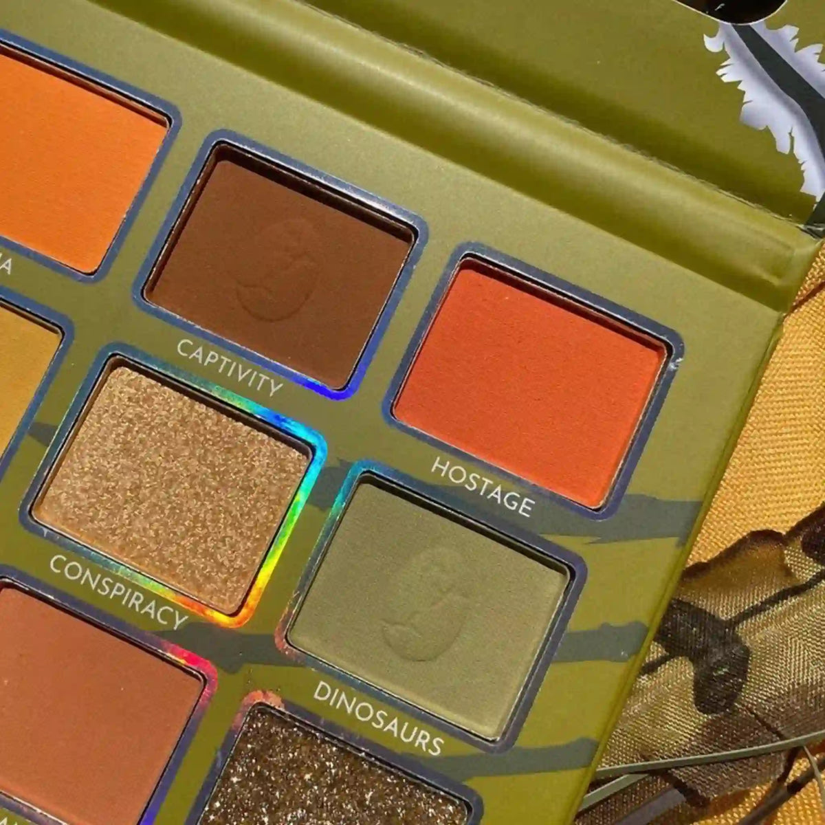 Paleta de sombras de ojos neutras Predator
