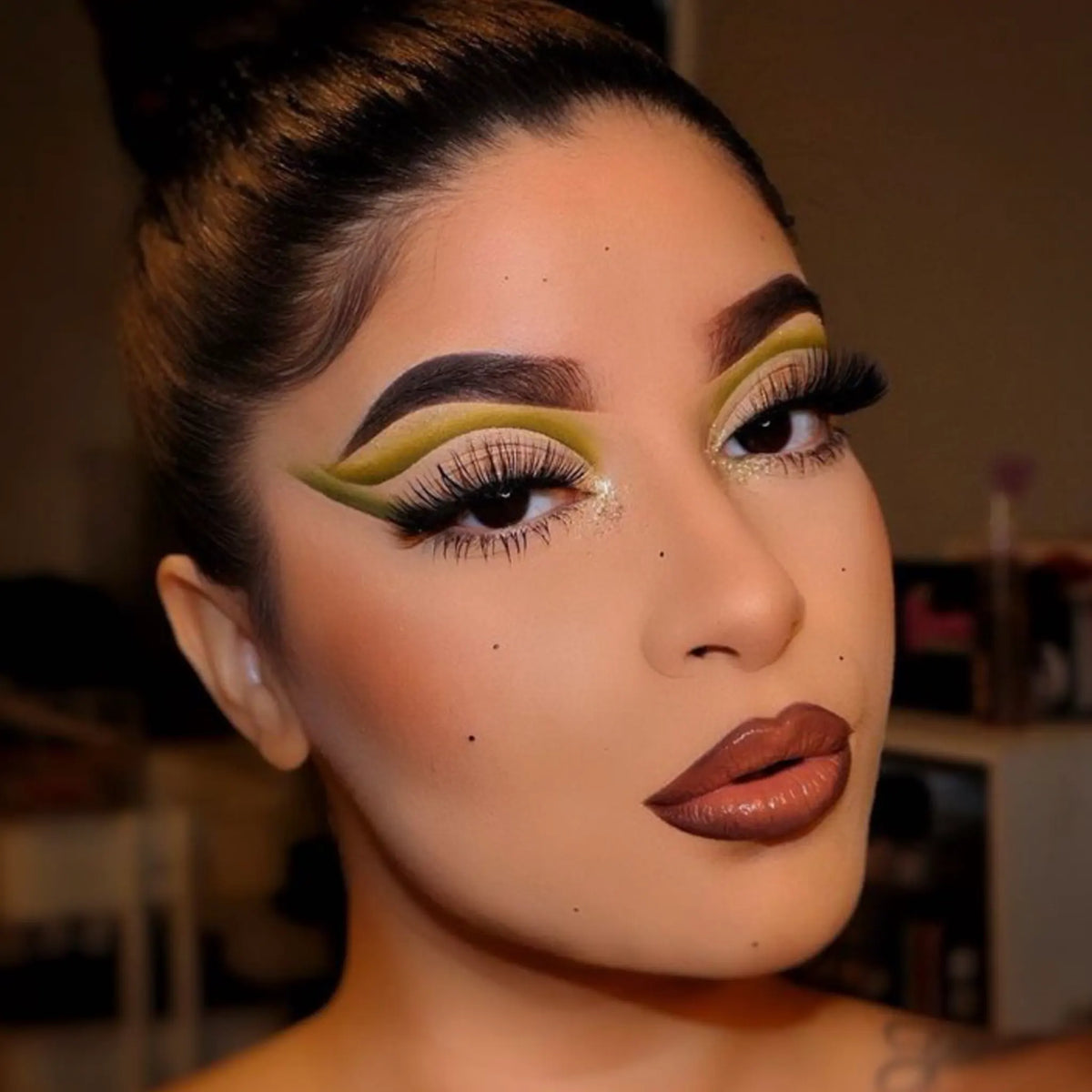 Paleta de sombras de ojos neutras Predator