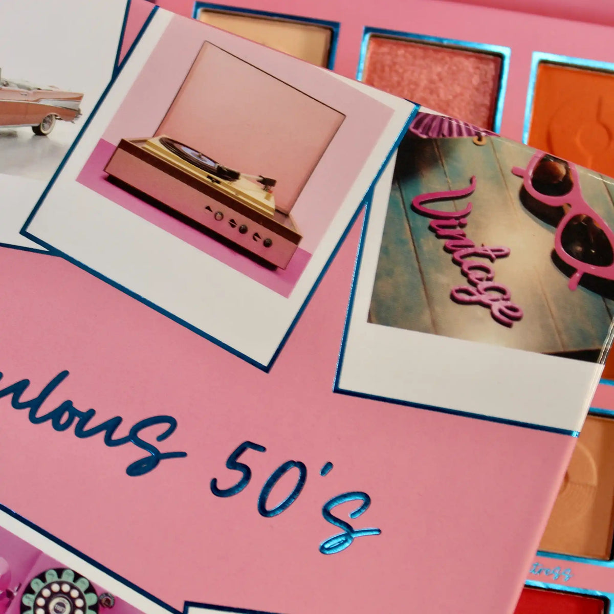 Fabulosa paleta de sombras de ojos de los años 50
