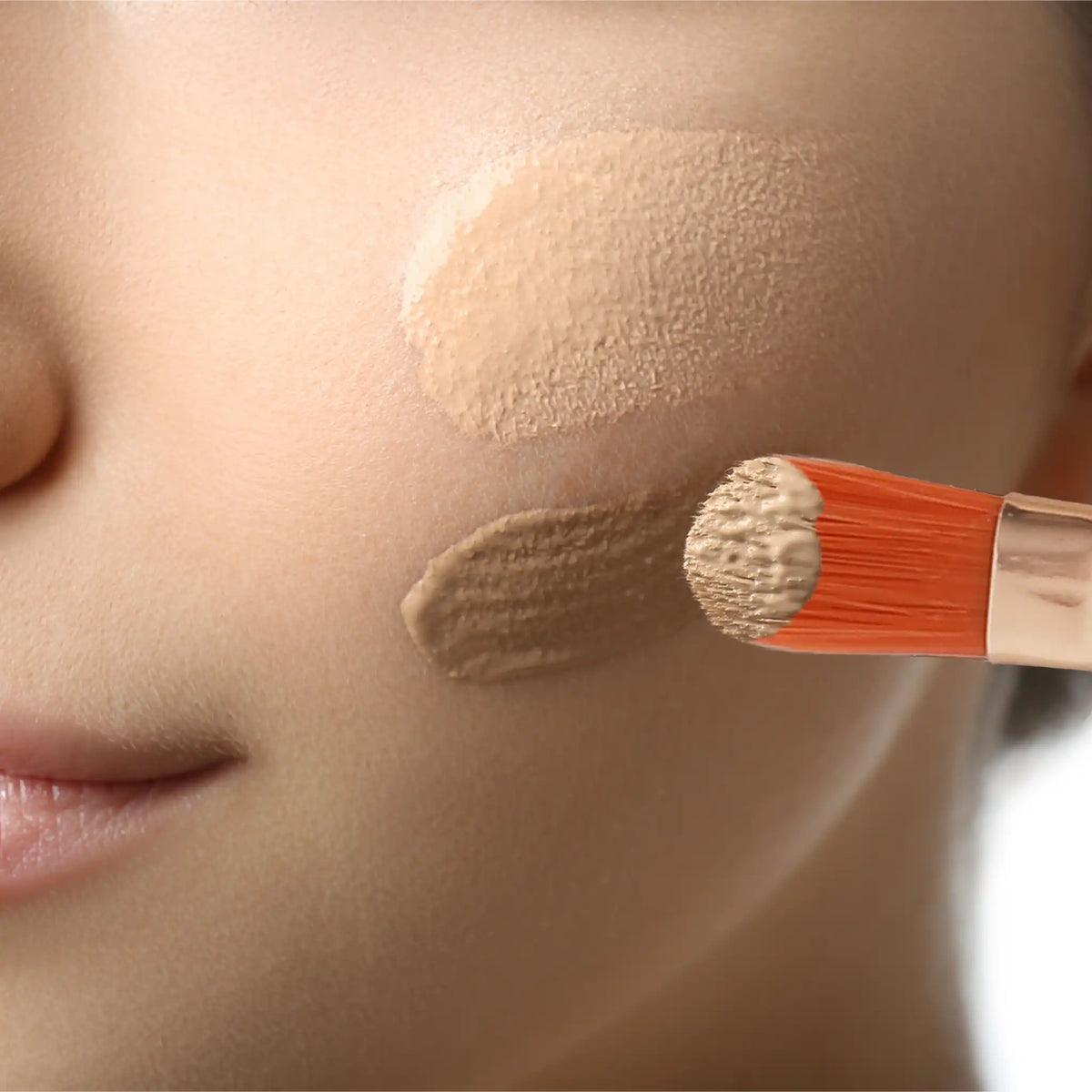 Brocha correctora de maquillaje Prolux