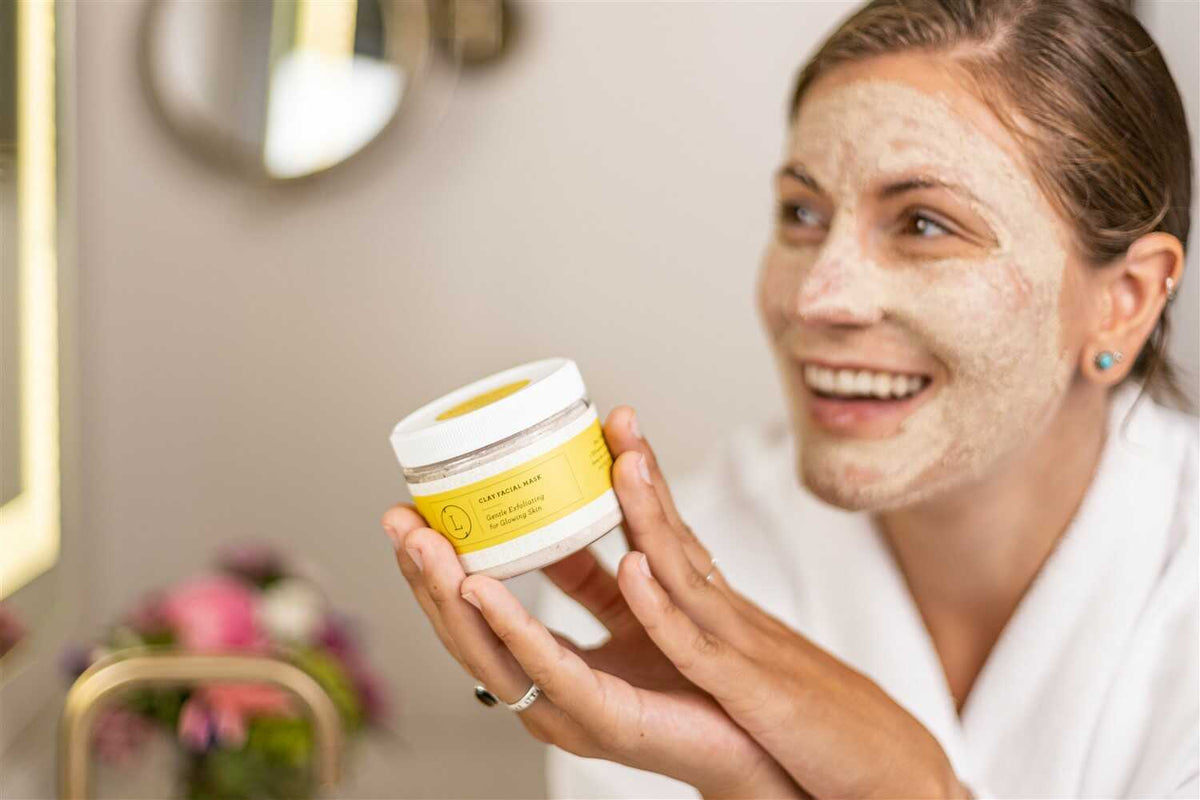 Mascarilla facial de arcilla natural, mascarilla exfoliante, mascarilla para una piel radiante
