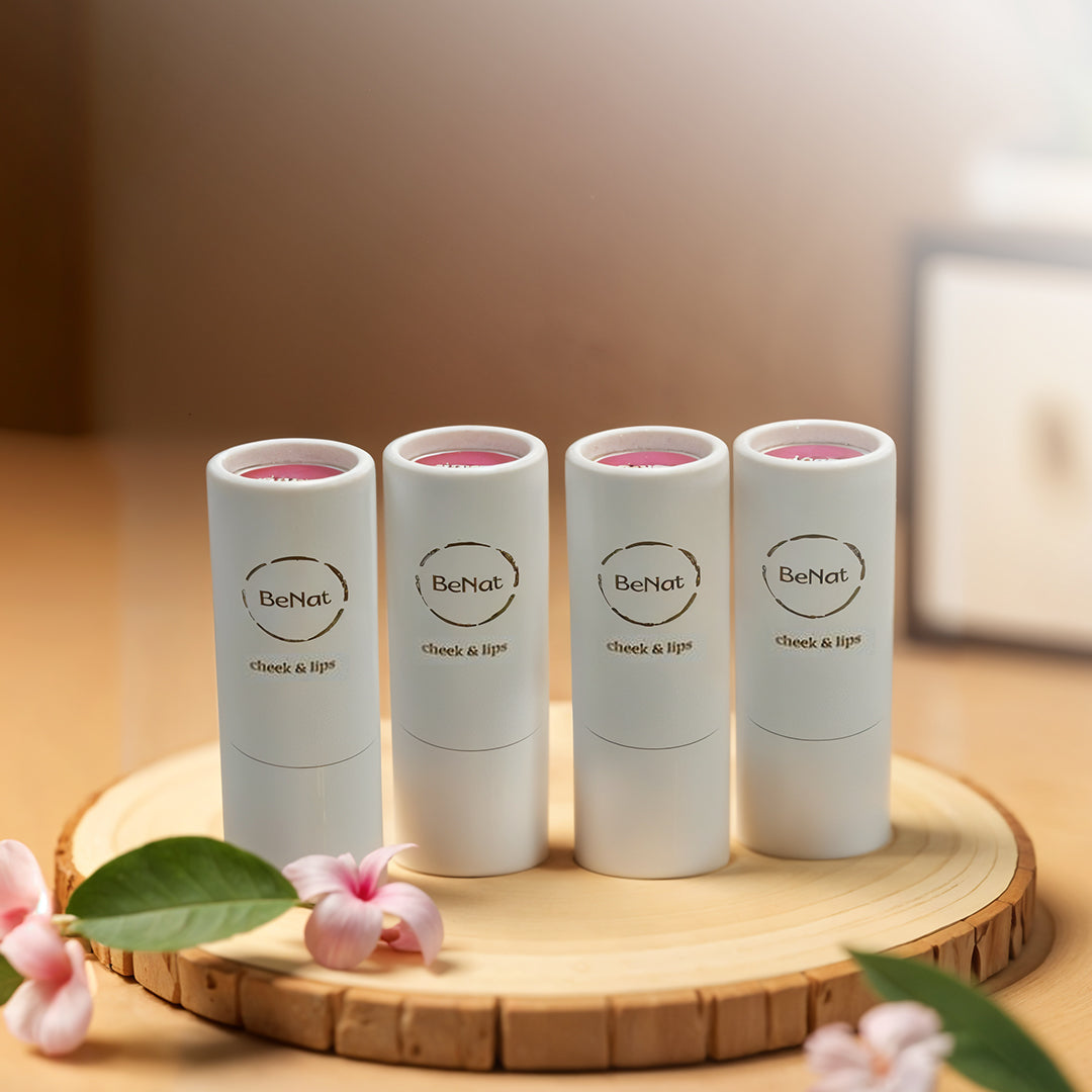 Lip & Cheek Bloom. Lápiz labial natural 2 en 1 para un color vibrante.