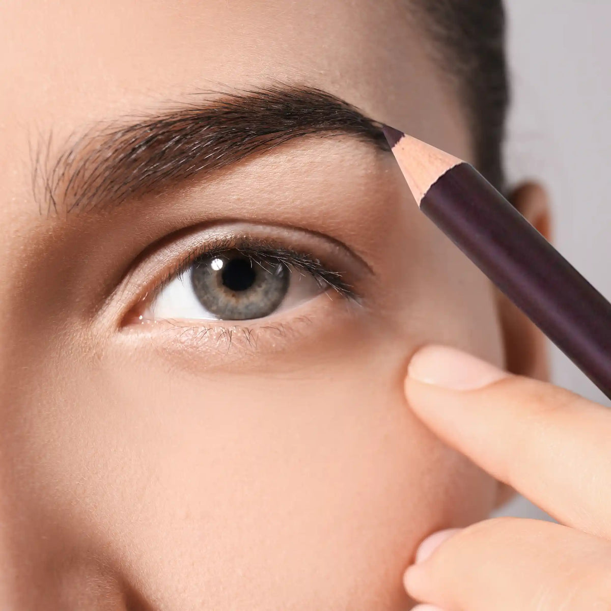 Long Lasting Eyebrow Pencil
