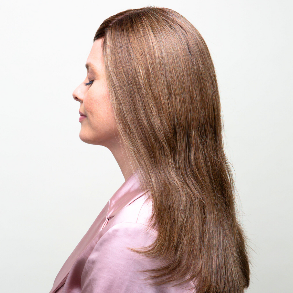 Peluca Hera de 15" de cabello humano Remy con encaje frontal (anudada a mano)