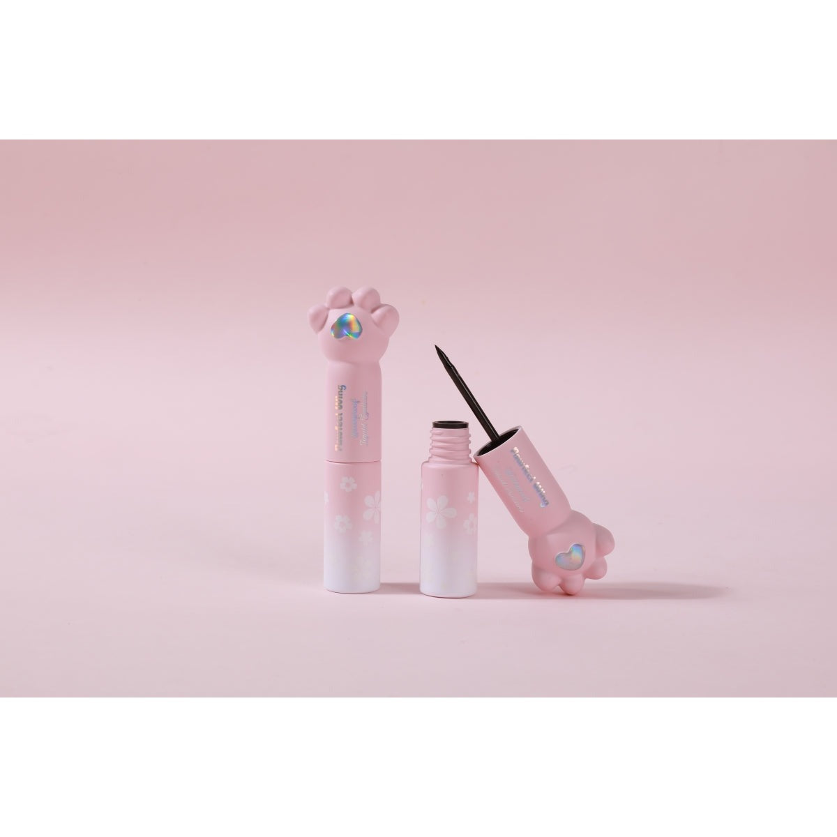 Delineador de ojos líquido resistente al agua Pawfect Wing