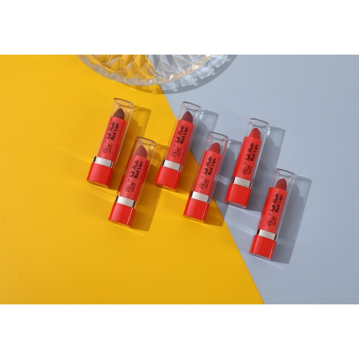 Lápiz labial rojo mate suave