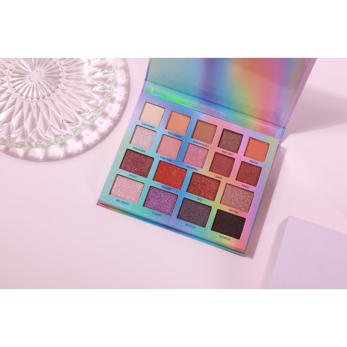 Paleta de sombras de ojos corta pero dulce