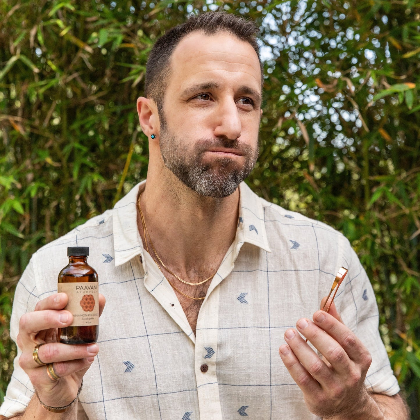 Ritual de canela para el cuidado bucal | Limpieza lingual con aceite ayurvédico