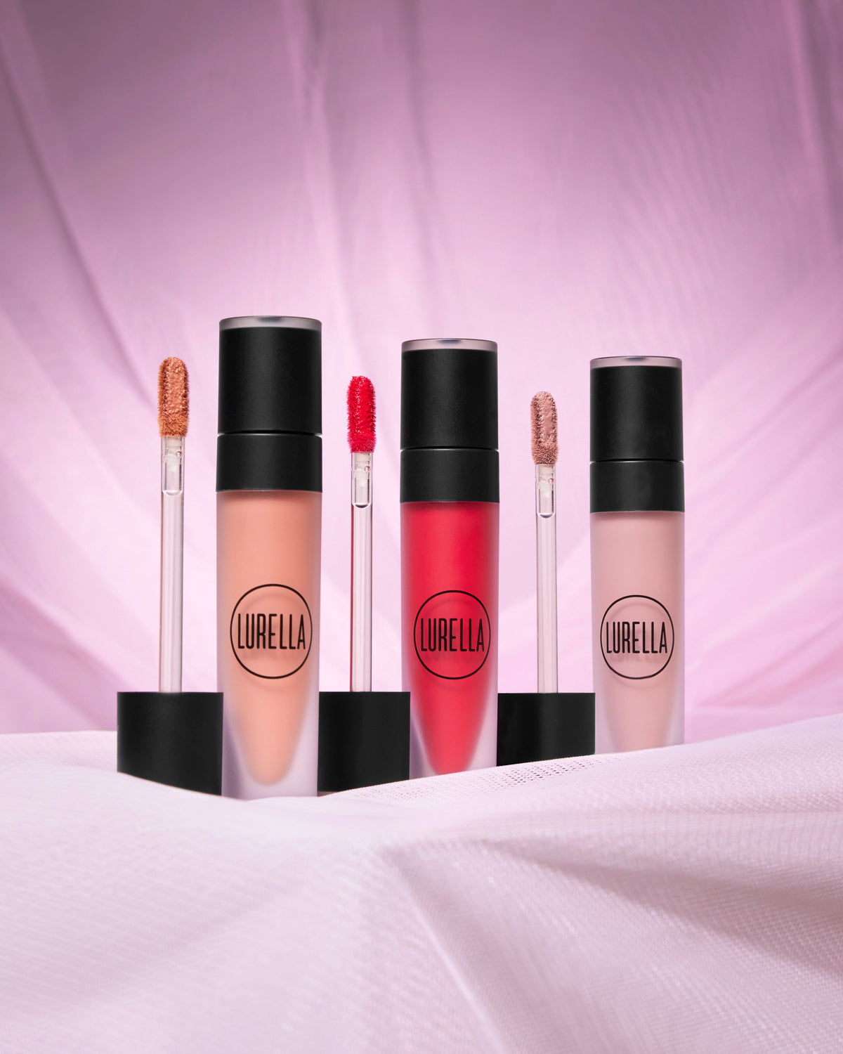 Lurella x The Aguilars - Labiales extravagantes