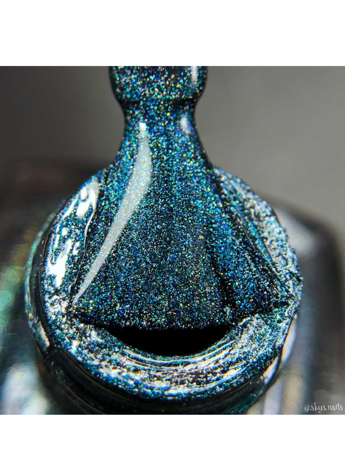 Pining For Hue - Holographic Polish
