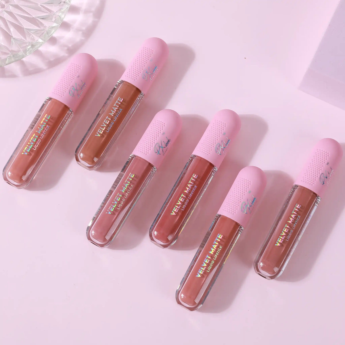 Lápiz labial líquido mate aterciopelado