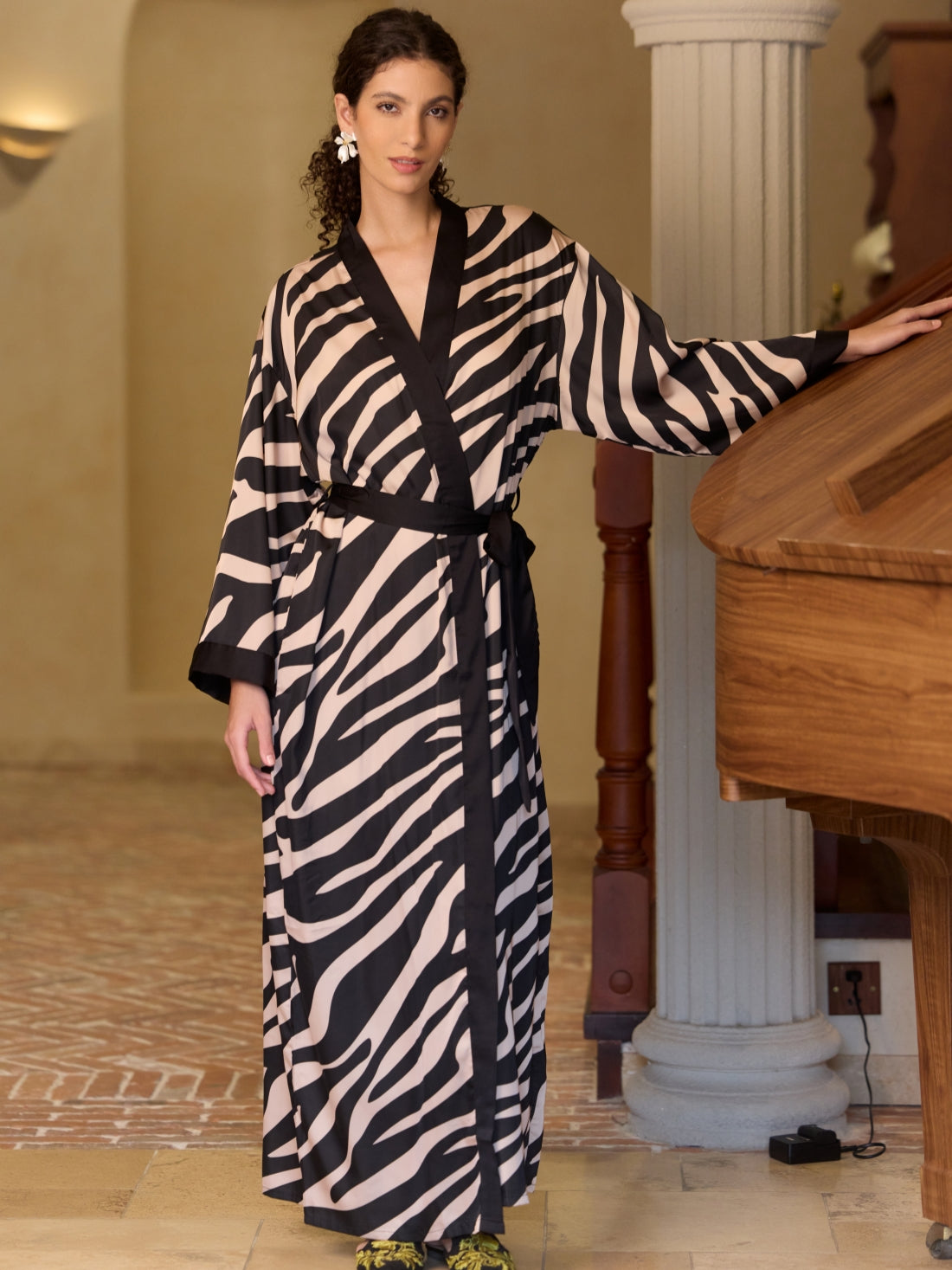 Black Zebra Stripe Kimono Robe
