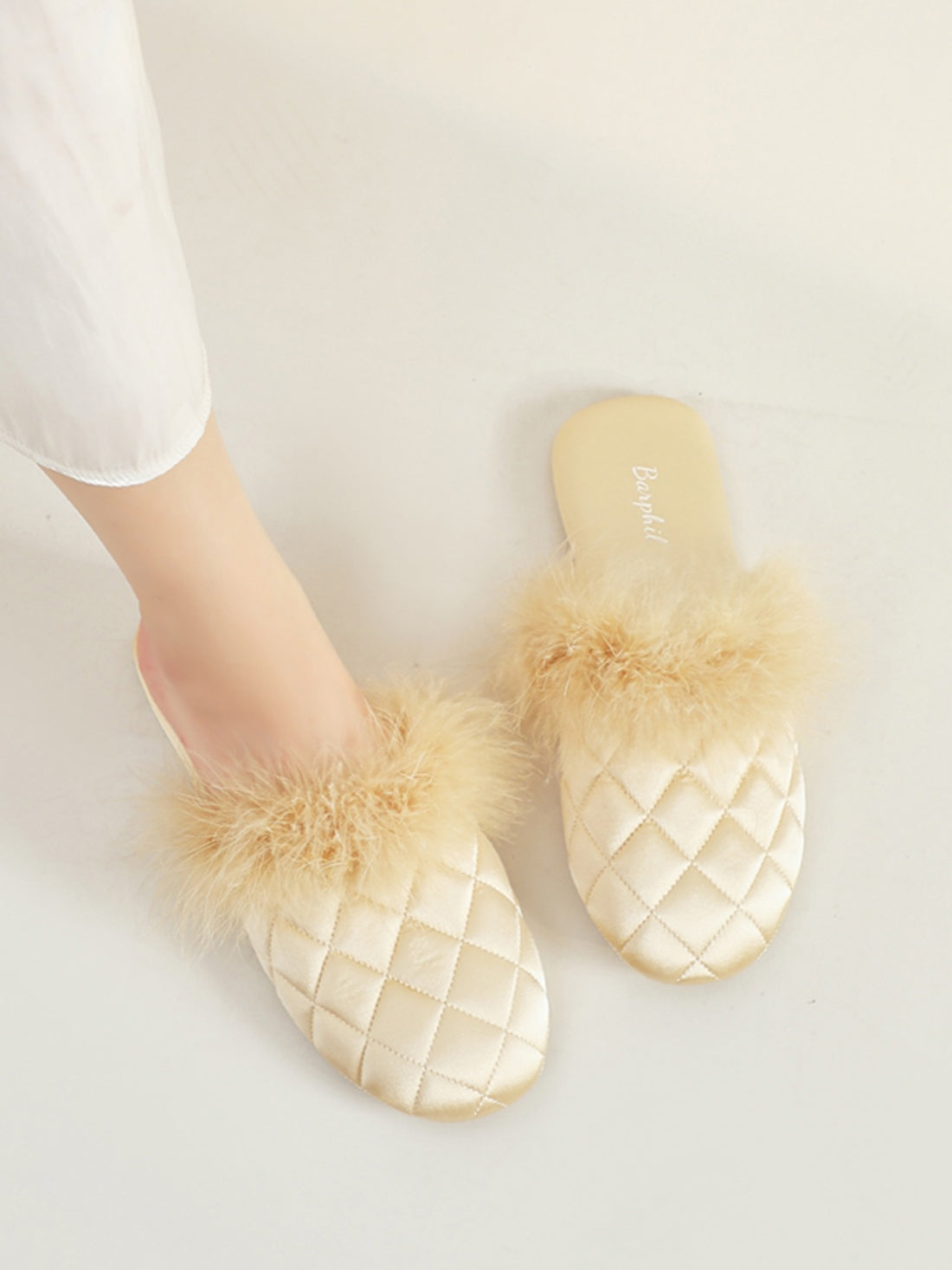 Pantuflas acogedoras de satén de seda para otoño e invierno