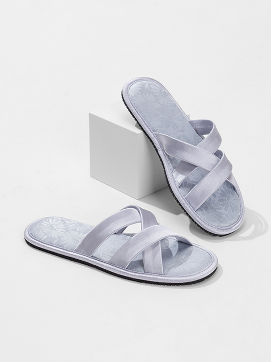 Eastern-Inspired Summer Slippers