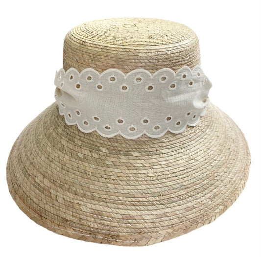 Antique Eyelet Scallop Ribbon - Wide & Short | Daily Health & Beauty