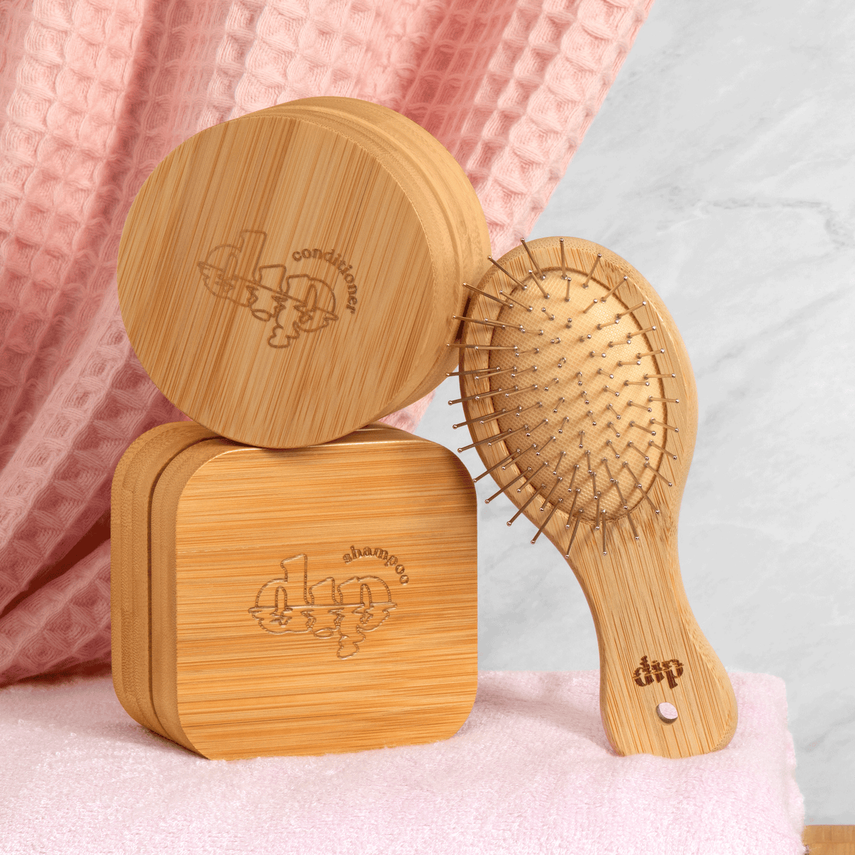 Estuche grande de viaje para acondicionador con posavasos