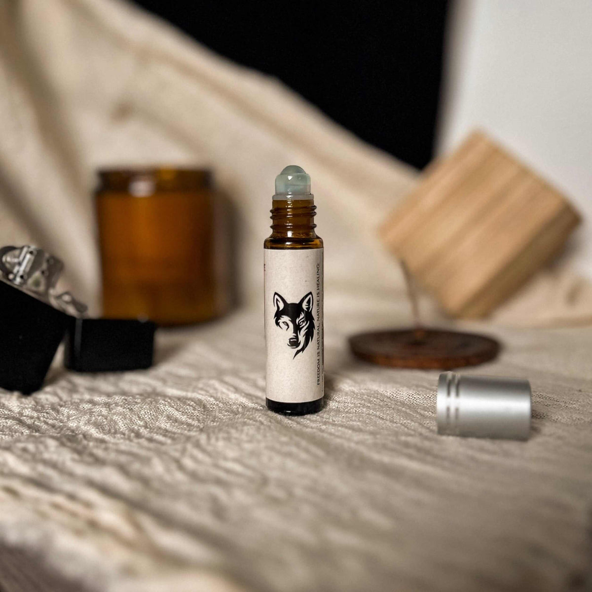 Woods After Dark Essence Roll-On Oil