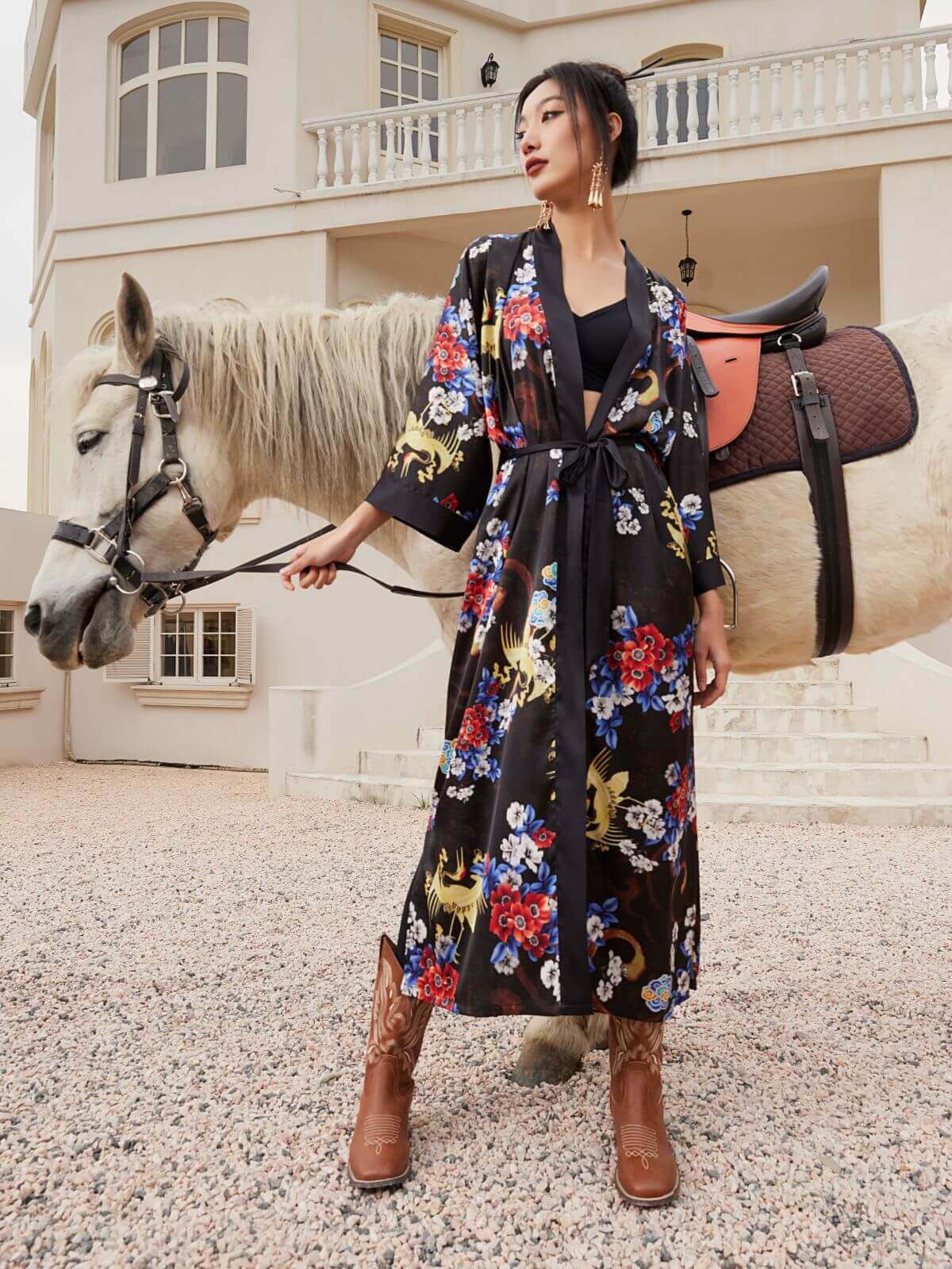 Bata kimono con estampado floral de dragón