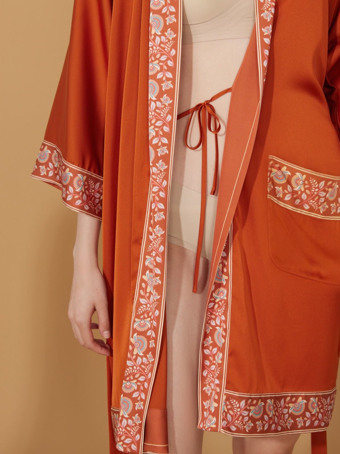 Luxuriously Orange Embellished Flower Short Robe with Pockets | Daily Health & Beauty
