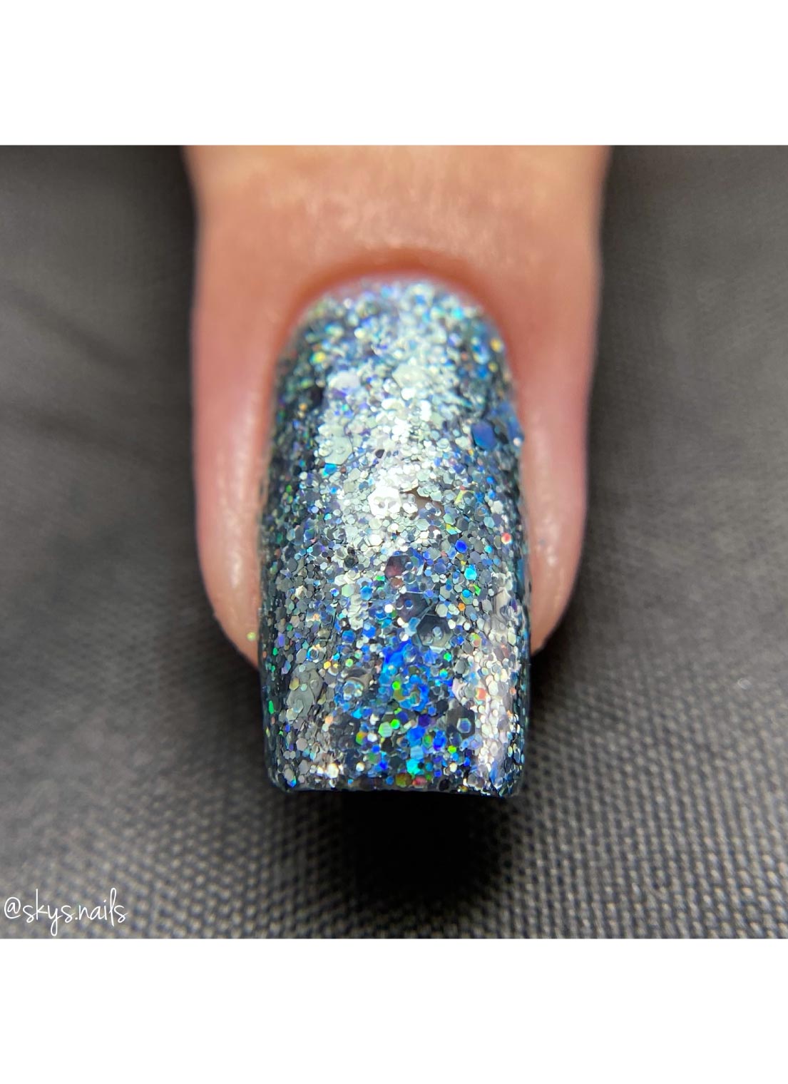 Deck The Halls In Holo - Holographic Polish