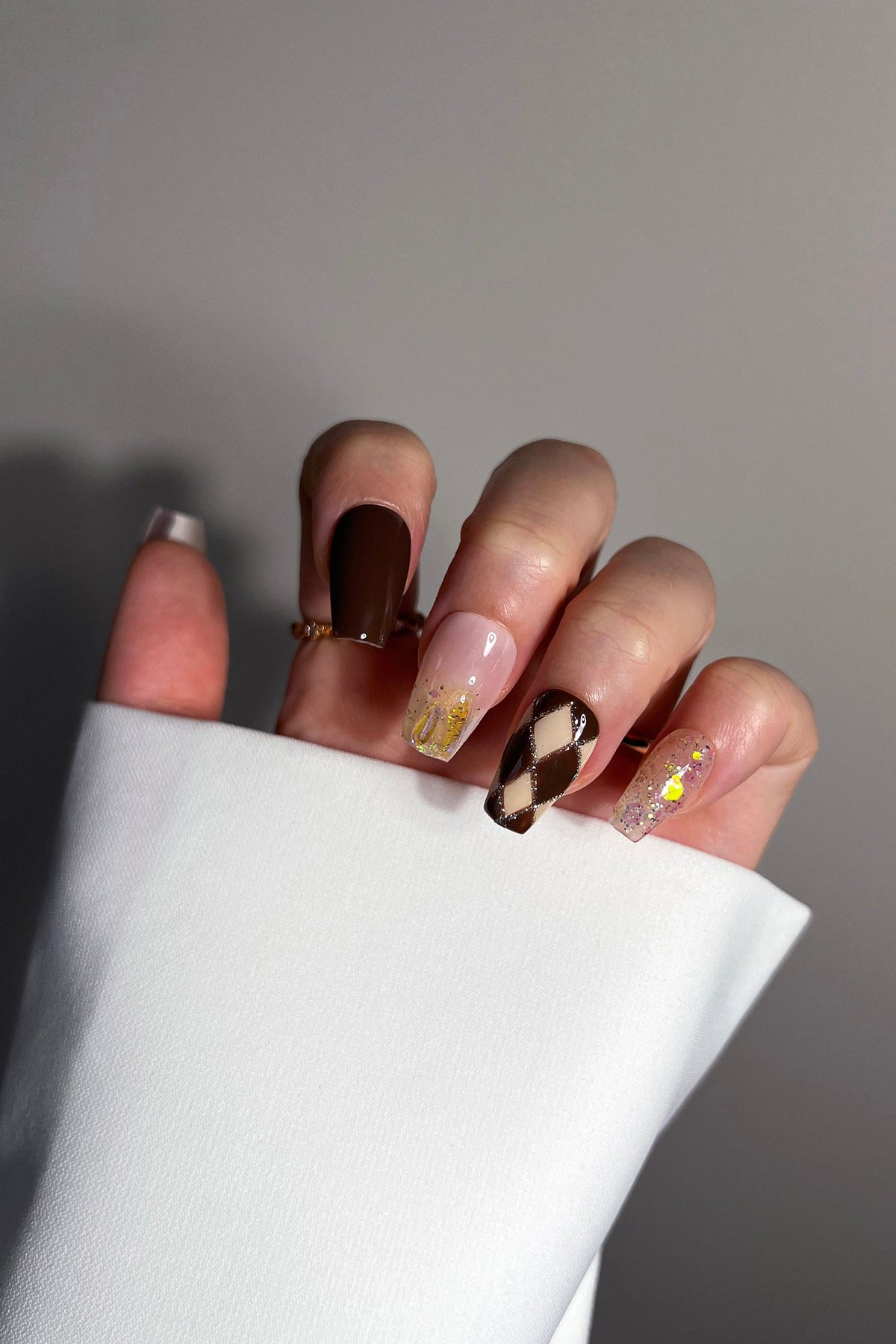 Estética preppy | Uñas de gel profesionales hechas a mano