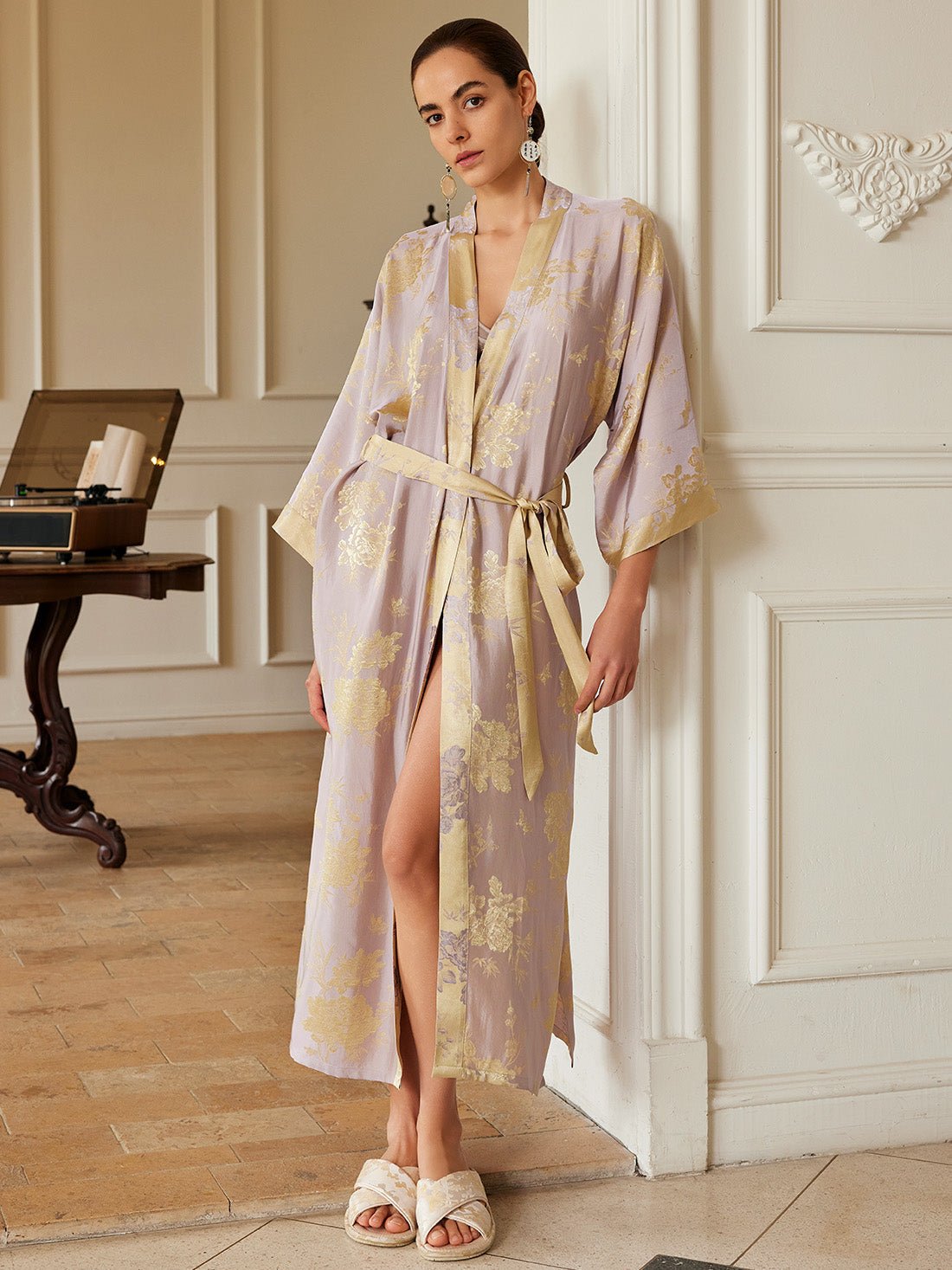 Reversible Lavender & Gold Jacquard Kimono Robe | Daily Health & Beauty