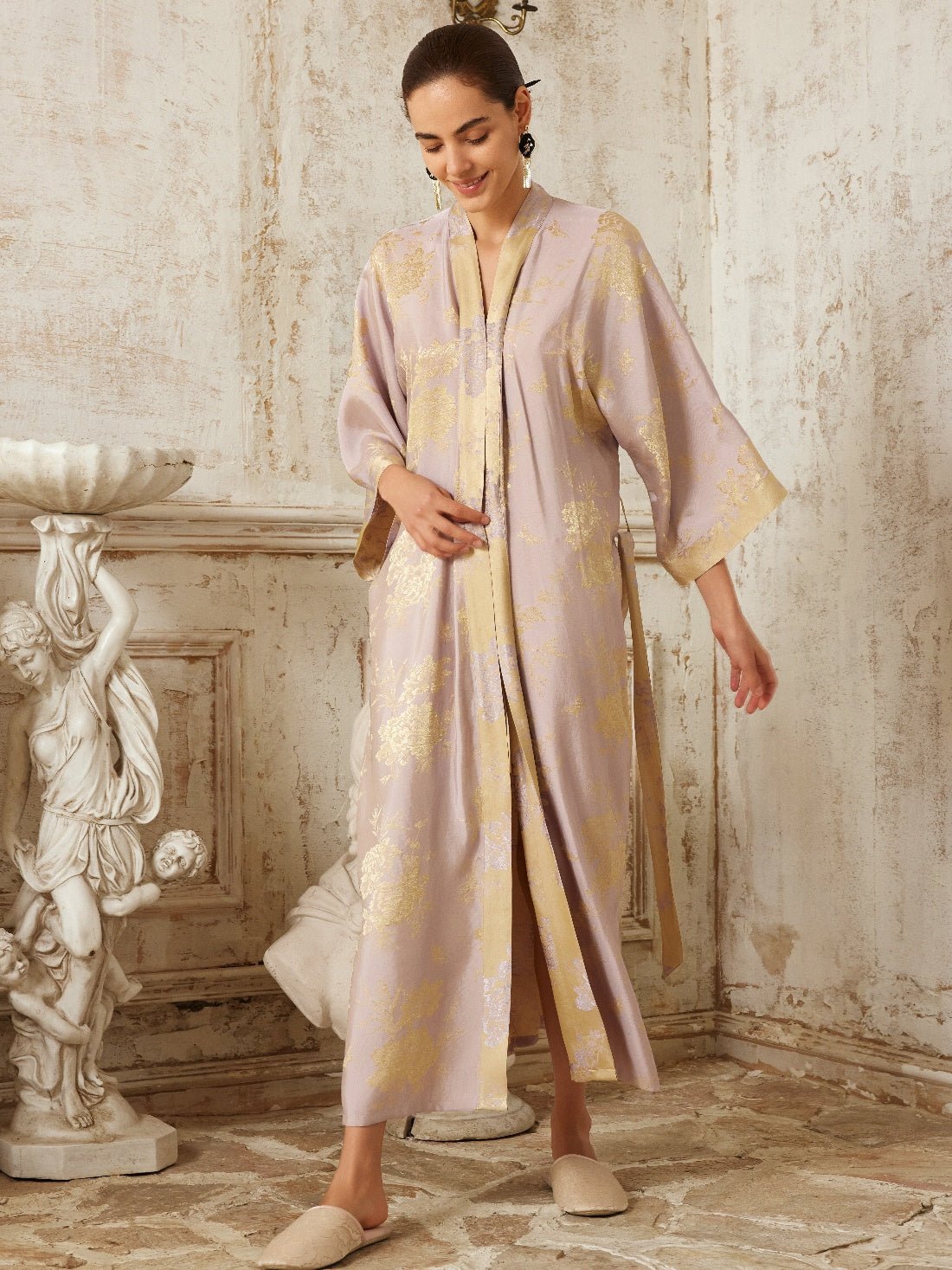 Reversible Lavender & Gold Jacquard Kimono Robe | Daily Health & Beauty