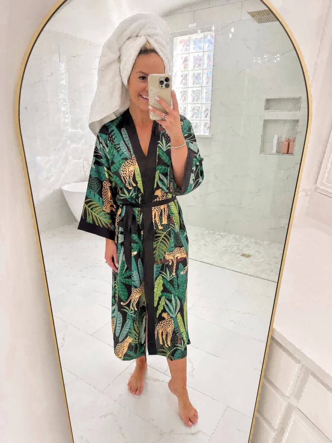 Kimono de leopardo negro