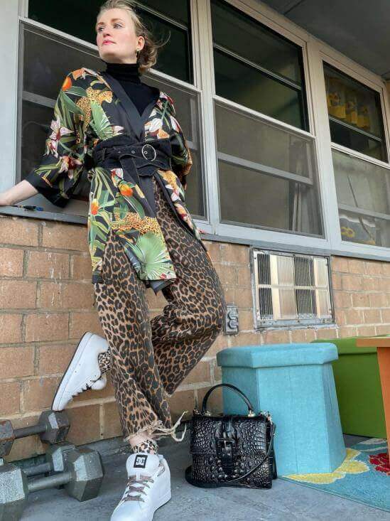 Kimono corto de leopardo negro