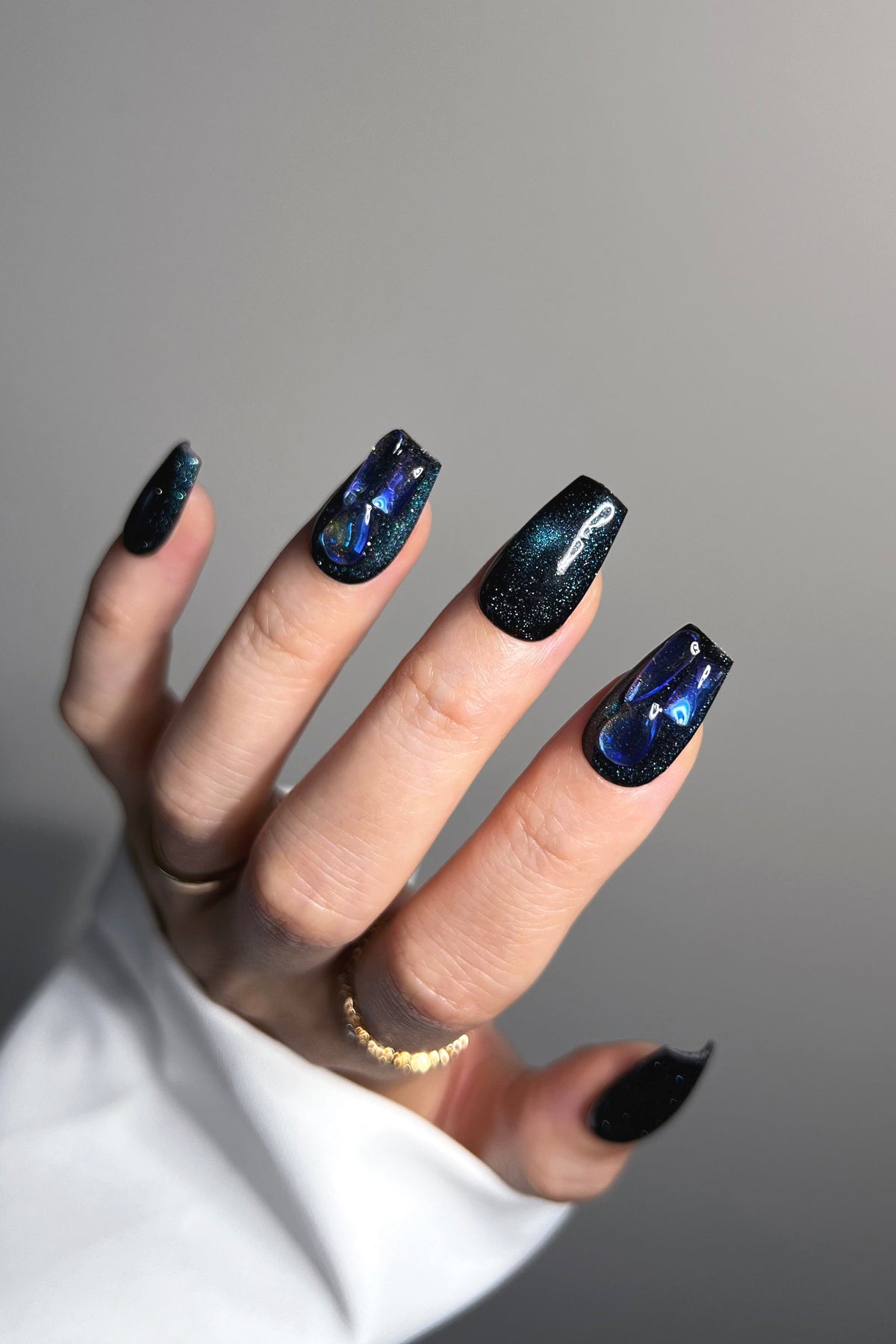 Polvo de estrellas de zafiro | Uñas de gel profesionales hechas a mano