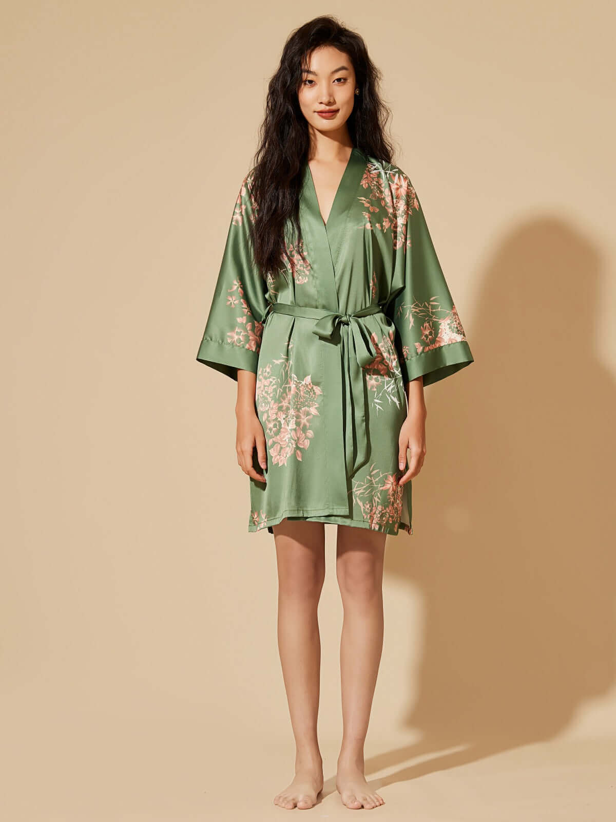Bata kimono corta color oliva
