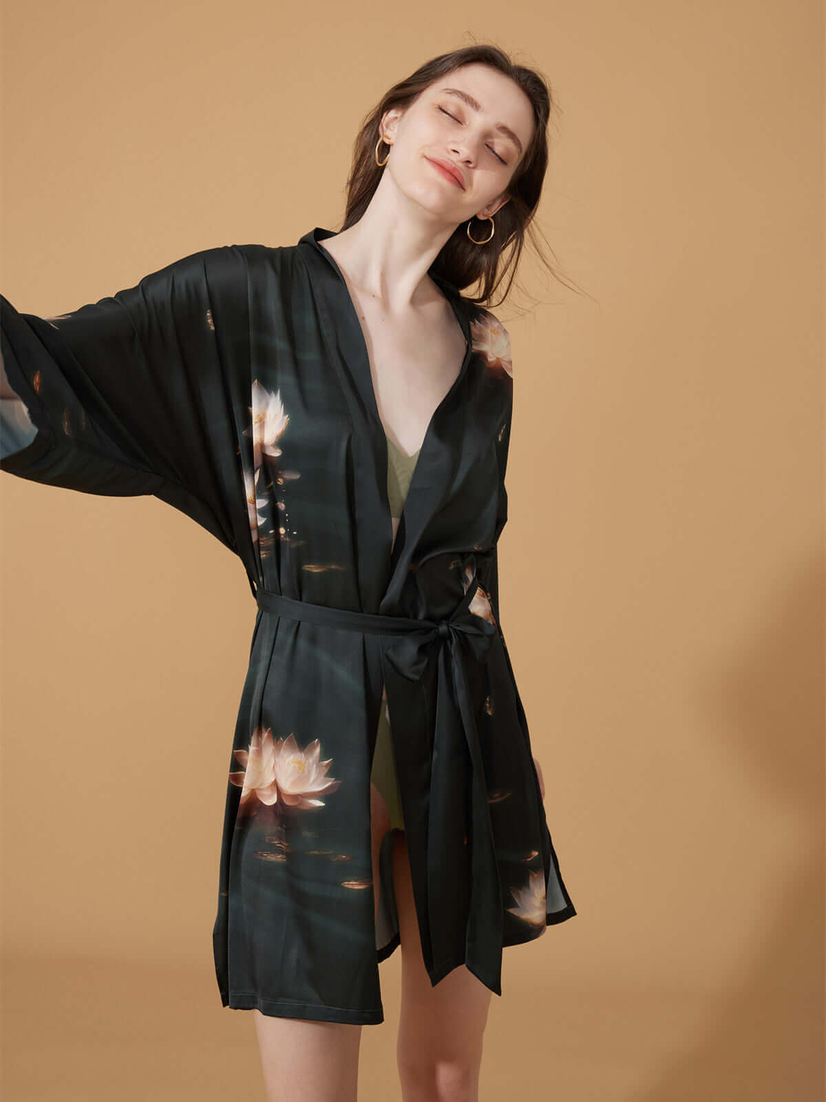 Short Kimono Robe Golden Lotus