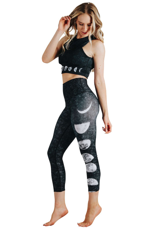 Capri Legging - Just a Dark Moon